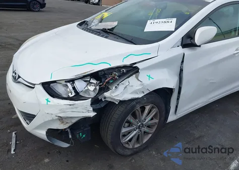 2014 Hyundai Elantra Se z USA, uszkodzony, nr VIN 5NPDH4AE5EH522533